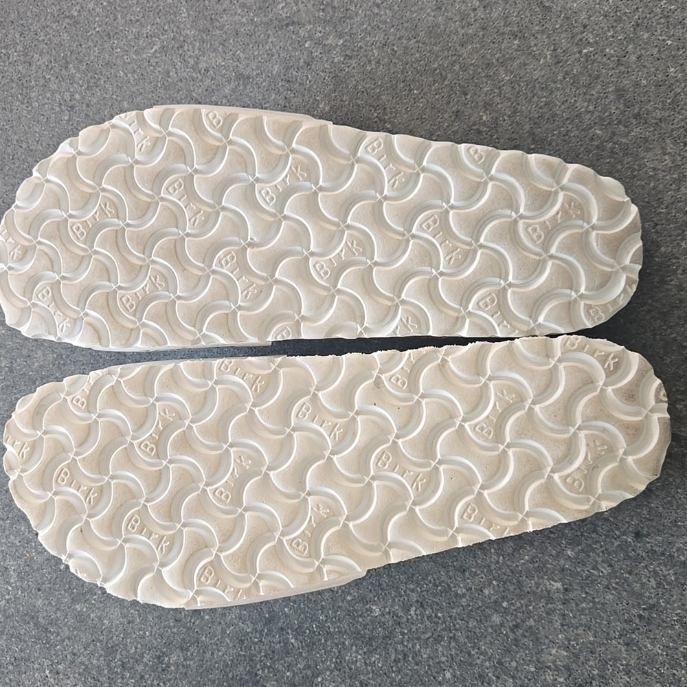 Birkenstock Madrid White Slides with Metallic Buckle Size 38 - Picture 3 of 3